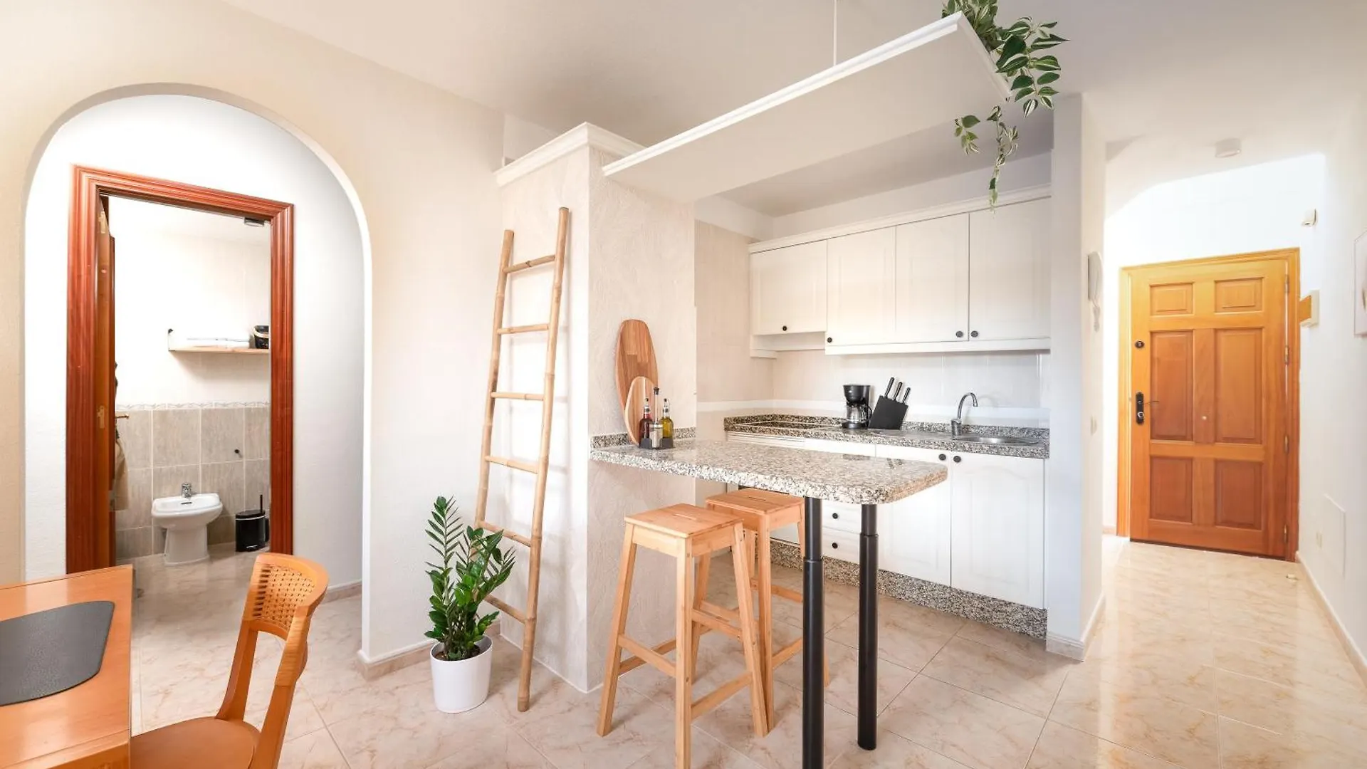 Las Olas - Coastal Escape With Charm & Comfort El Medano  0*, El Medano (Tenerife) Spain